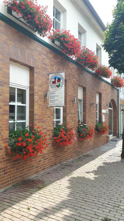 Ferienhaus Burgblick Brueggen ブリュッゲン エクステリア 写真
