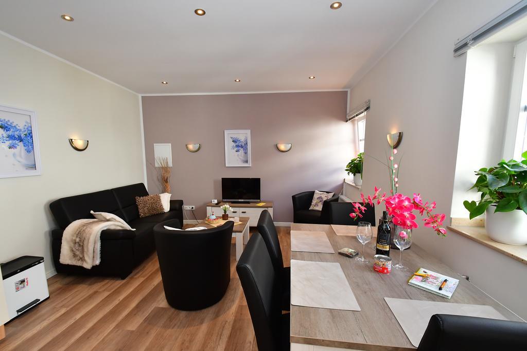 Ferienhaus Burgblick Brueggen ブリュッゲン エクステリア 写真