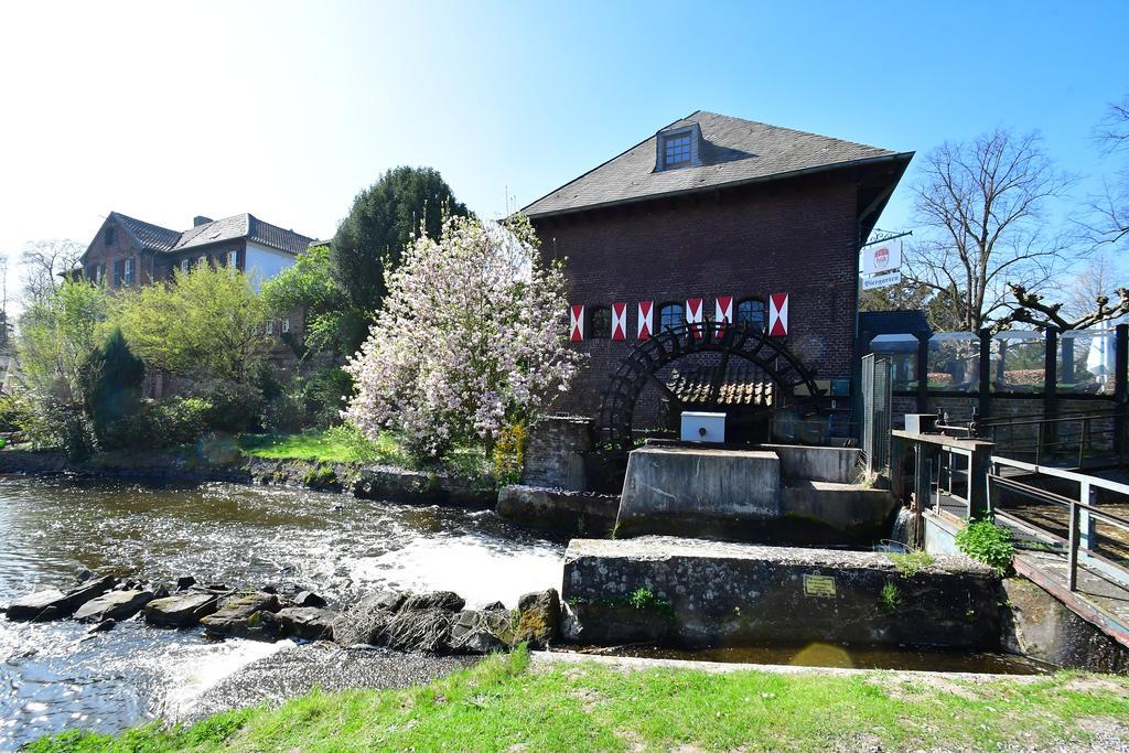 Ferienhaus Burgblick Brueggen ブリュッゲン エクステリア 写真